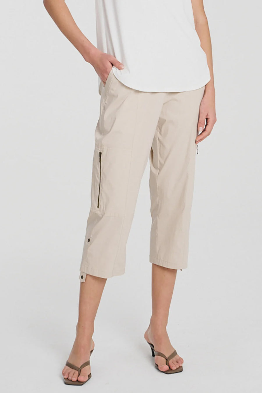 Cropped Zip Cargo Biscotti