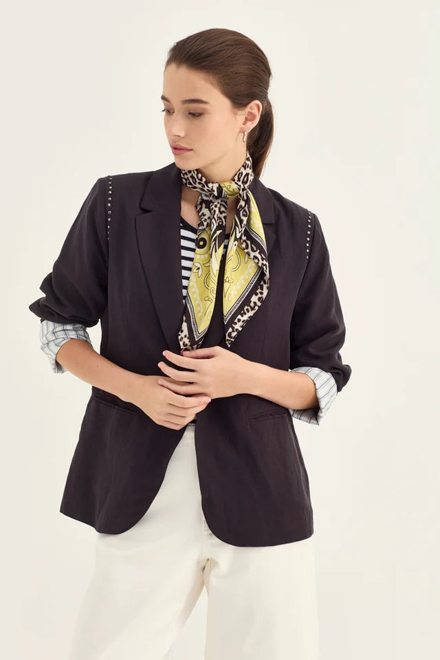 Vanessa Blazer