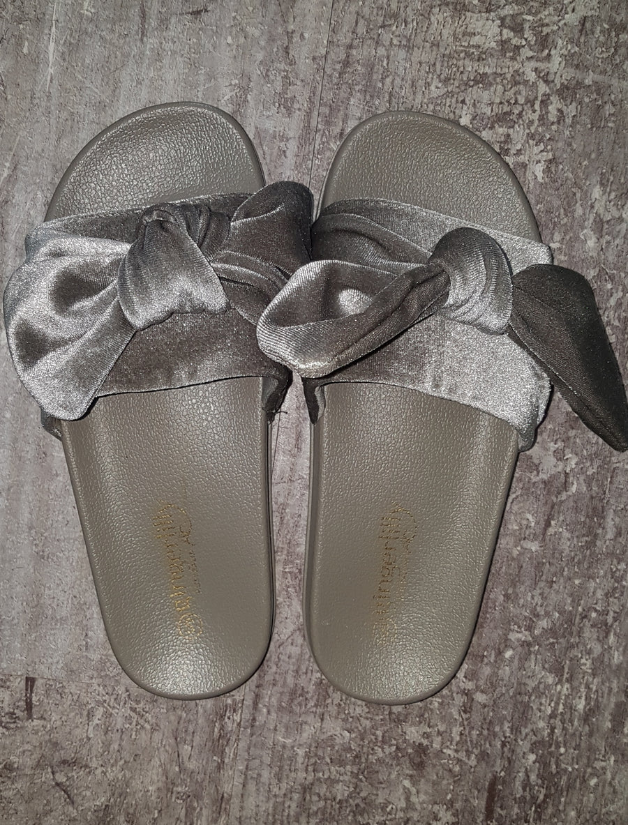 Grey Velvet Bow Slipper Slides